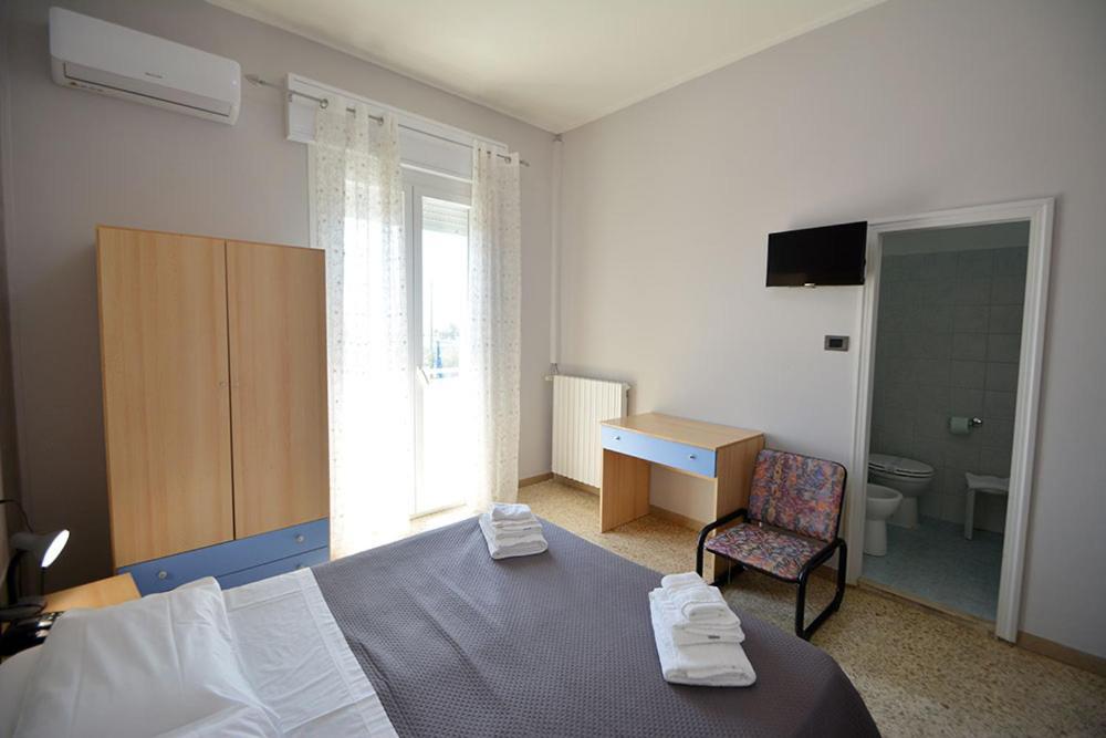 Hotel Bella Romagna Casal Borsetti Exterior photo